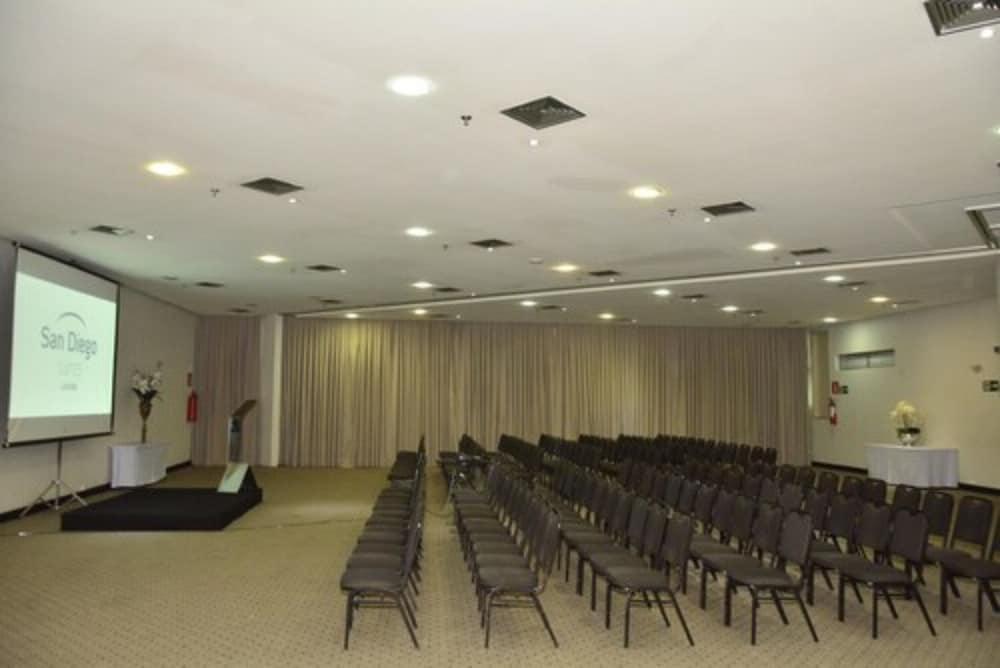 בלו הוריזונטה San Diego Suites Lourdes - Oficial מראה חיצוני תמונה